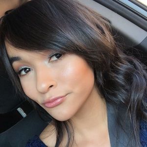 Meet your Posher, Sarahi